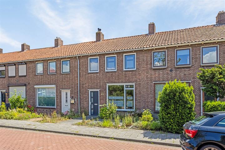 Bekijk foto 12 van Spoorstraat 49