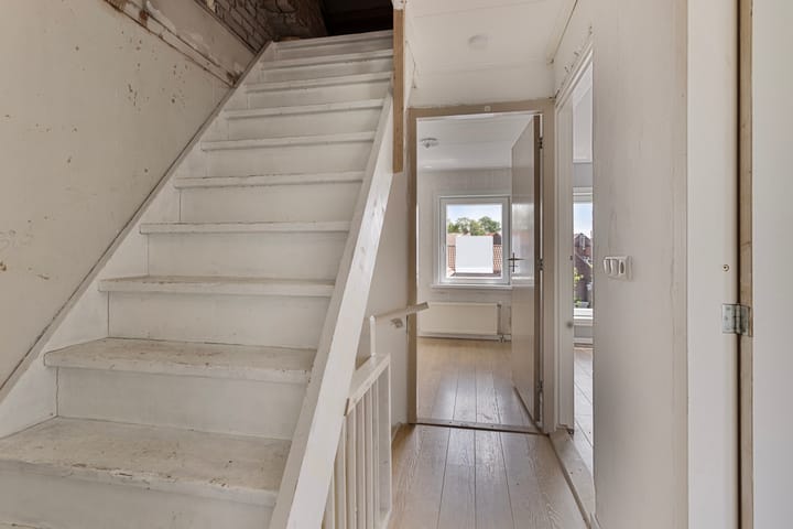 Foto 17 van Spoorstraat 49