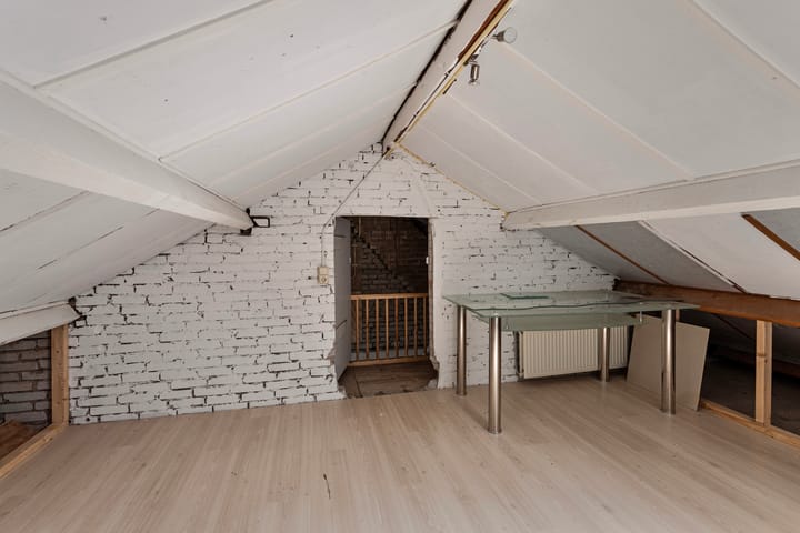 Foto 19 van Spoorstraat 49