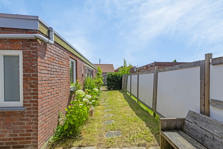 Foto 20 van Spoorstraat 49