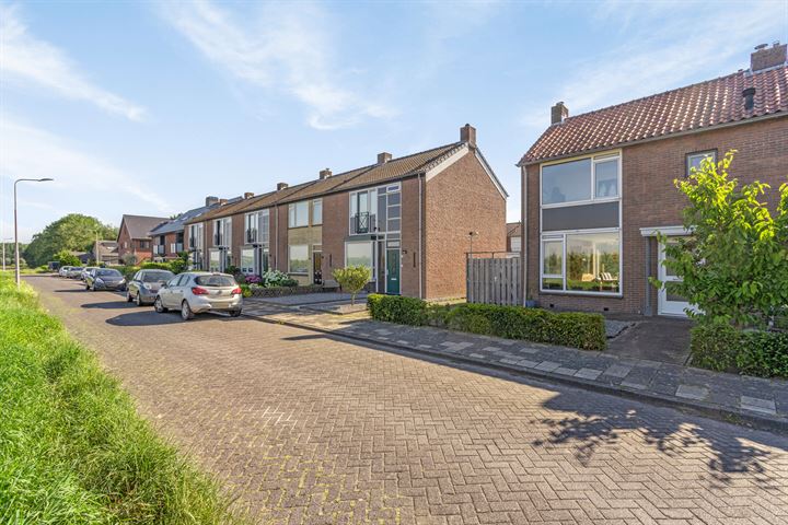 Bekijk foto 2 van Kornelis van Wijnenstraat 36