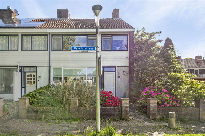 Bekijk foto 32 van Hyacintstraat 11