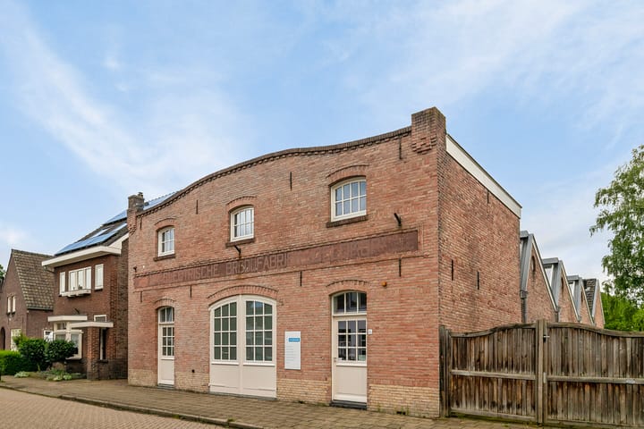 Foto 13 van Laarstraat 6