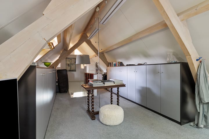 Foto 32 van Laarstraat 6