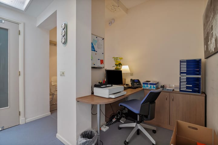 Foto 42 van Laarstraat 6