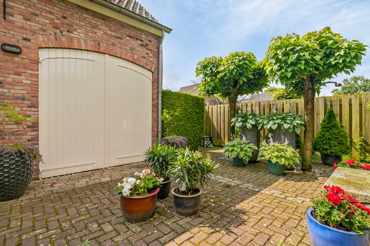 Foto 57 van Laarstraat 6