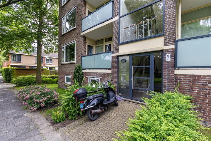 Bekijk foto 7 van Betje Wolffstraat 22