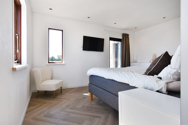 Foto 23 van Poeldijkseweg 43