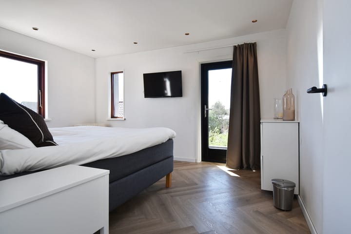 Foto 24 van Poeldijkseweg 43