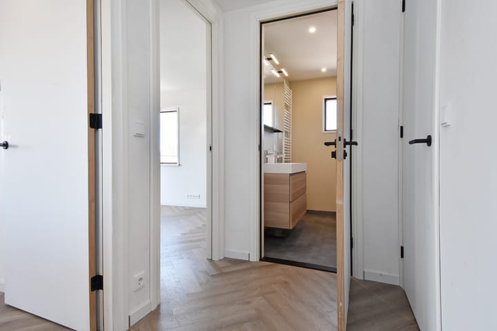 Foto 25 van Poeldijkseweg 43