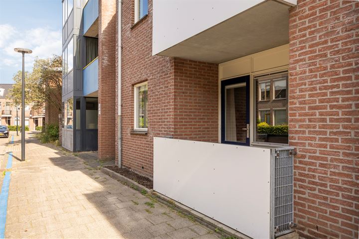 Bekijk foto 23 van Eikstraat 19