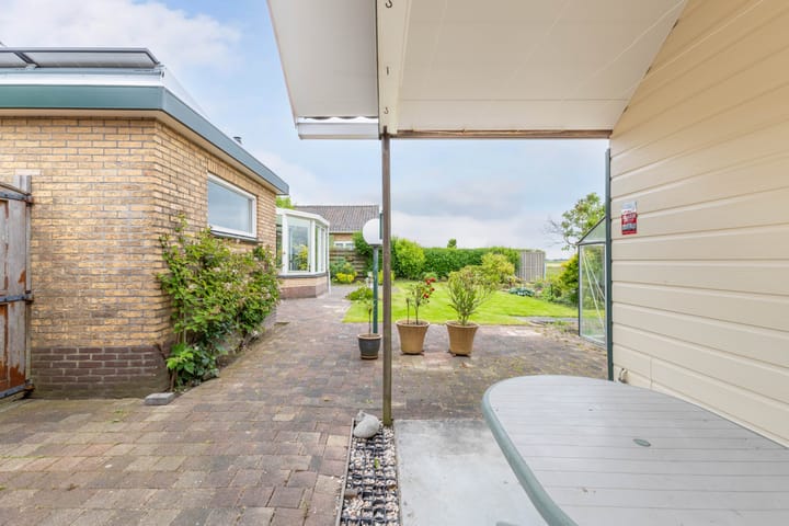 Foto 26 van van Duivenvoordestraat 16