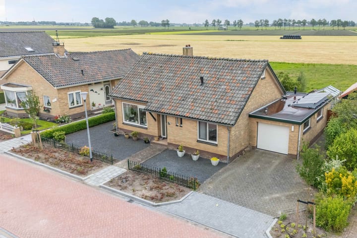 Foto 32 van van Duivenvoordestraat 16