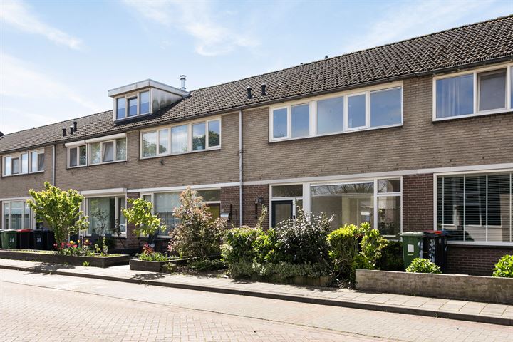 Bekijk foto 1 van Evertsenstraat 38