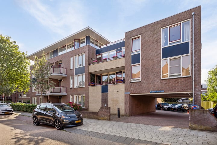 Bekijk foto 4 van Emmastraat 152