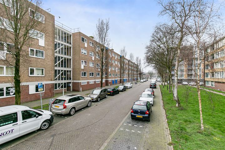 Bekijk foto 33 van Linnaeusstraat 226