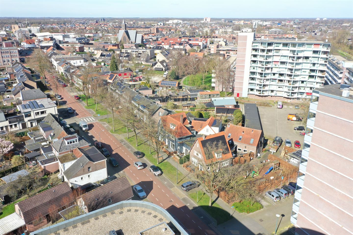 View photo 4 of Valleistraat 21-23