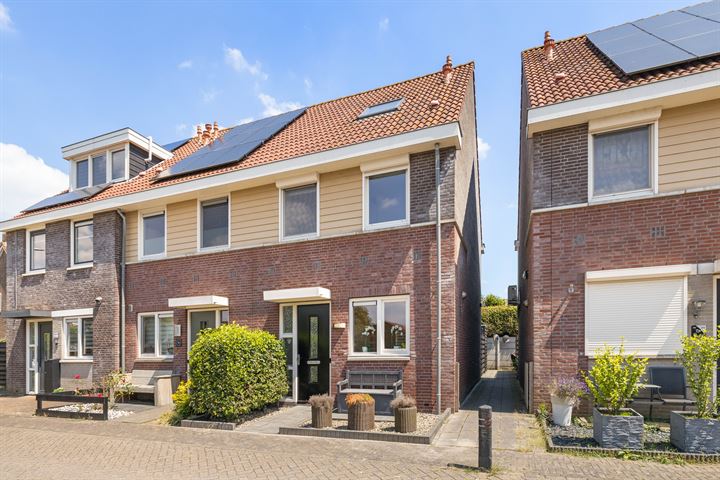 Bekijk foto 35 van Karel Doormanstraat 74