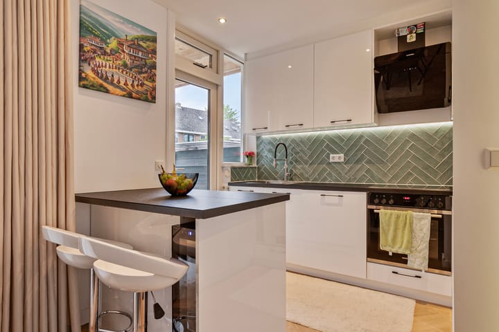 Photo 12 of Texelstraat 76