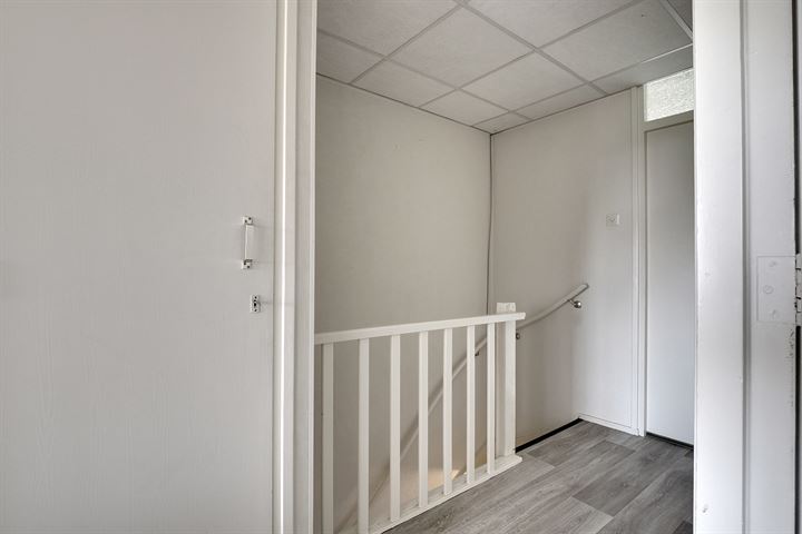 Bekijk foto 31 van Straussstraat 4