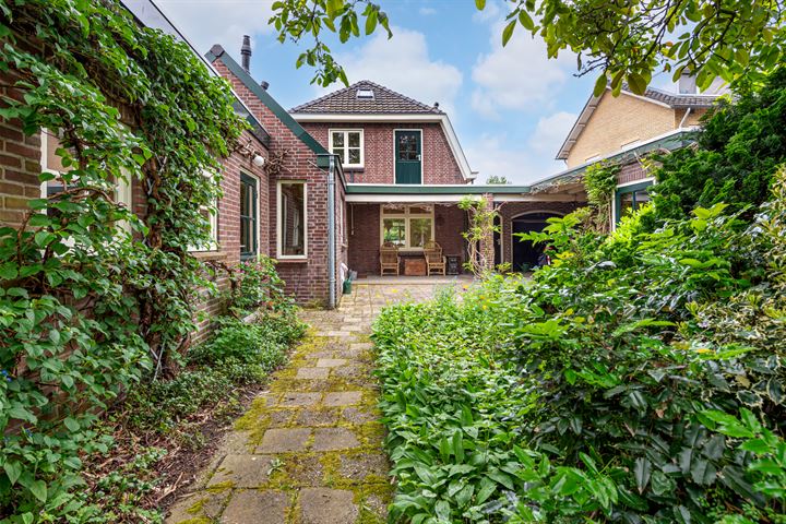 Bekijk foto 39 van Berkenstraat 6