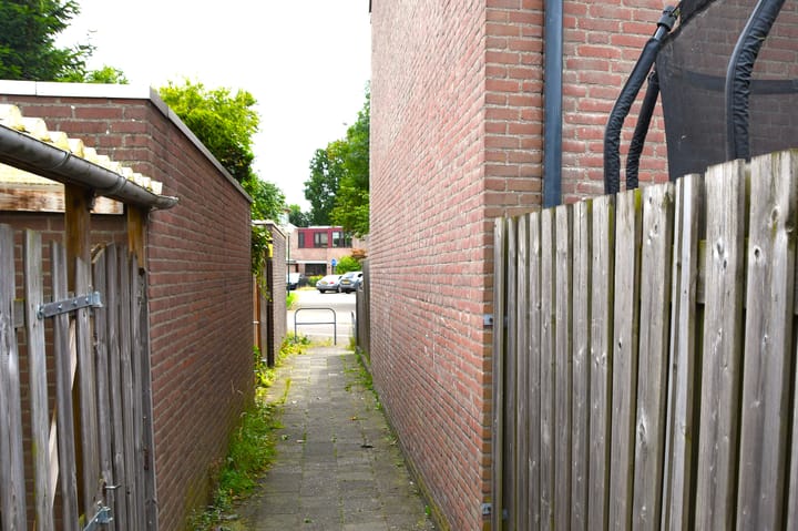 Photo 36 of Wildenburgstraat 105