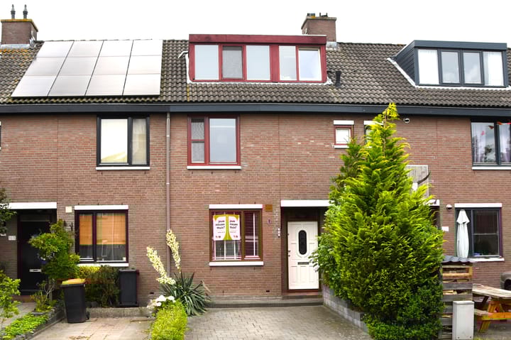 Photo 39 of Wildenburgstraat 105