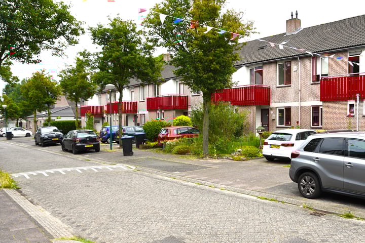 Photo 40 of Wildenburgstraat 105