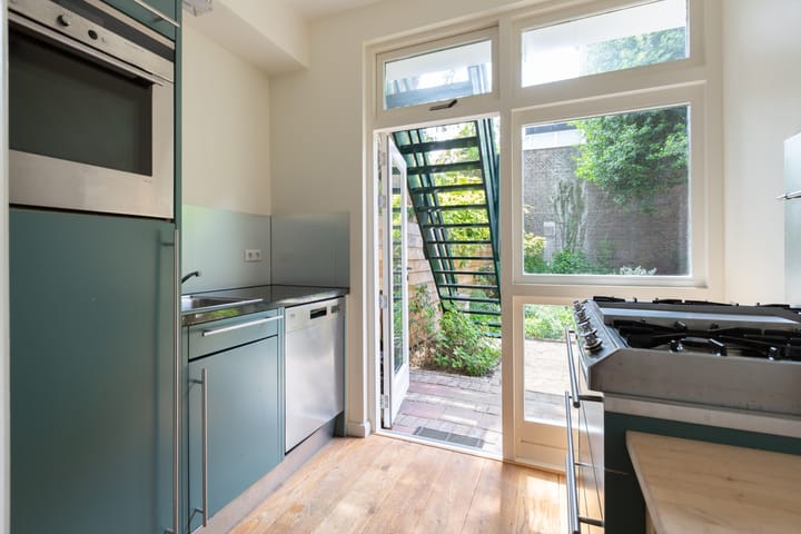 Foto 11 van De Perponcherstraat 98