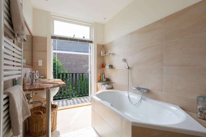 Foto 40 van De Perponcherstraat 98