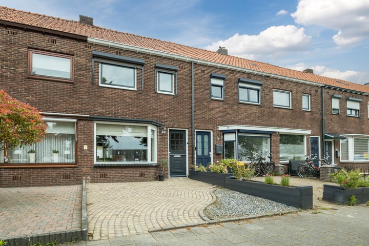 Bekijk foto 1 van Lunetstraat 30