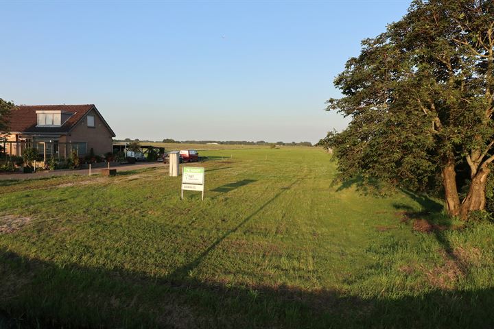 Bekijk foto 14 van Middenweg 21