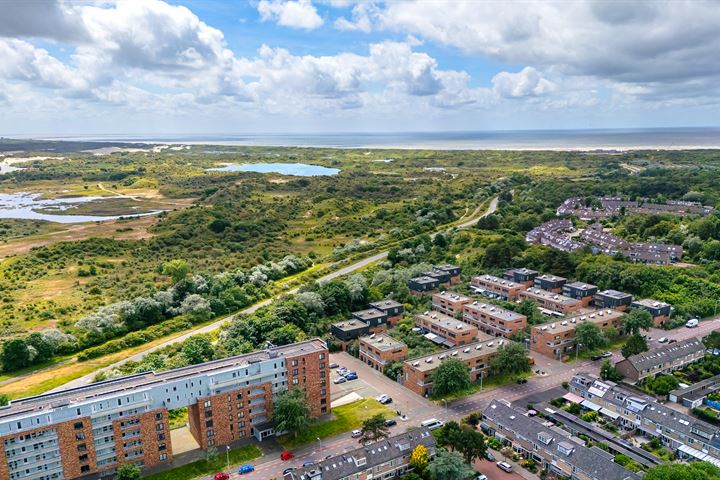 Bekijk foto 32 van Zeewijkplein 148