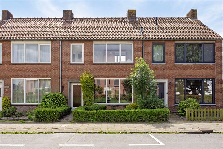 Bekijk foto 1 van Irenestraat 26