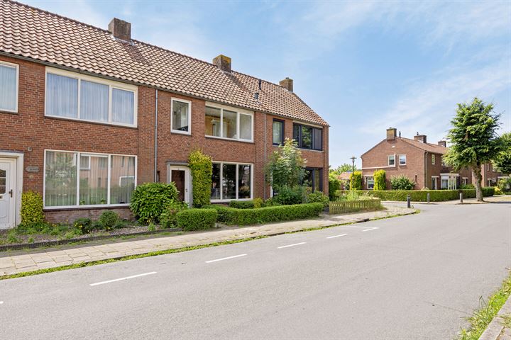 Bekijk foto 31 van Irenestraat 26