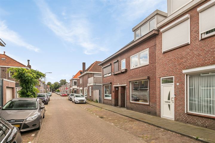 Bekijk foto 37 van Watertorenstraat 54