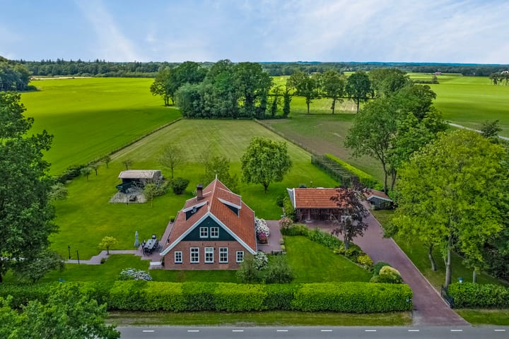 Foto 1 van Denekamperstraat 25