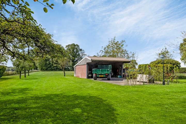 Foto 38 van Denekamperstraat 25