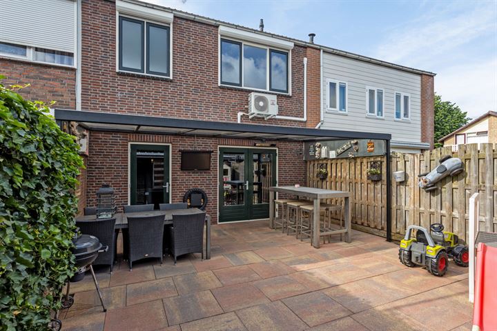 Bekijk foto 2 van Prins Bernhardstraat 34