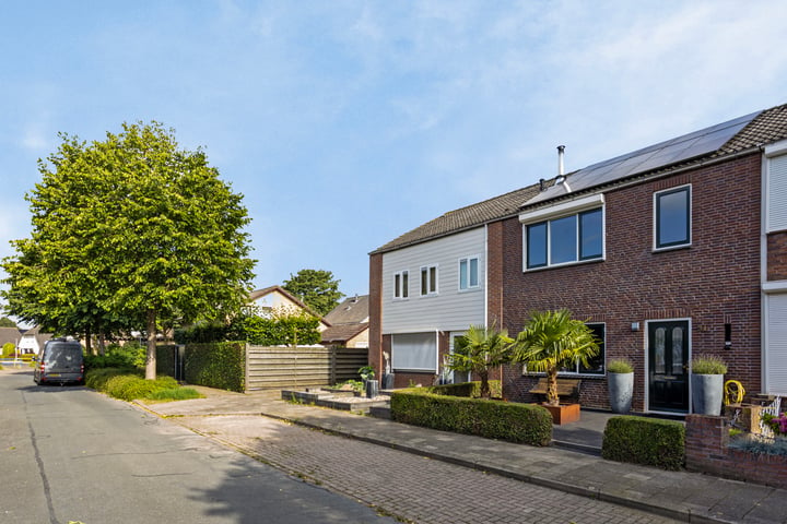 Bekijk foto 35 van Prins Bernhardstraat 34