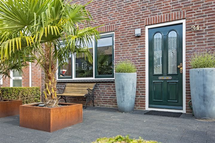 Bekijk foto 38 van Prins Bernhardstraat 34