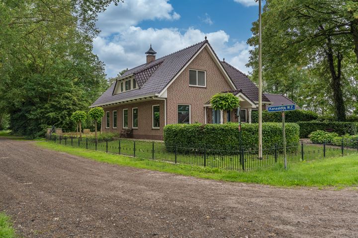 Bekijk foto 4 van Kanaaldijk W.Z. 2