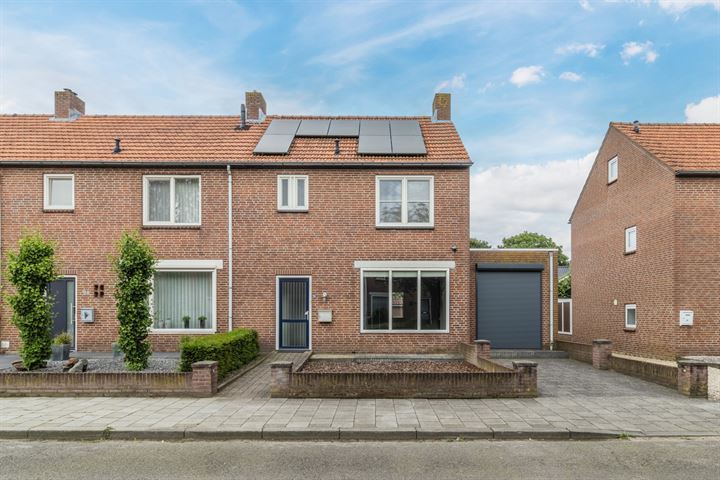 Bekijk foto 2 van Groenlingstraat 26