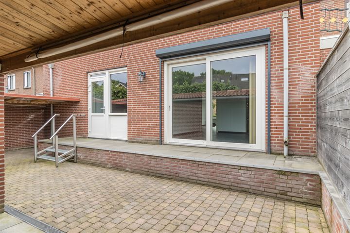 Bekijk foto 34 van Groenlingstraat 26