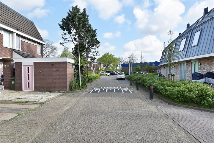 Bekijk foto 36 van van Ostade 23