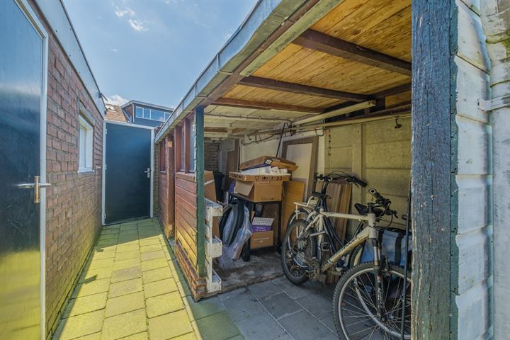 Bekijk foto 40 van Atjehstraat 16