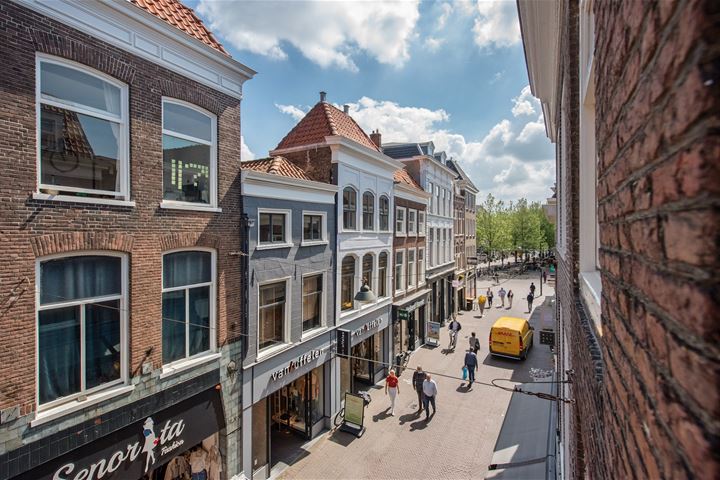 View photo 41 of Jacob Gerritstraat 15-B