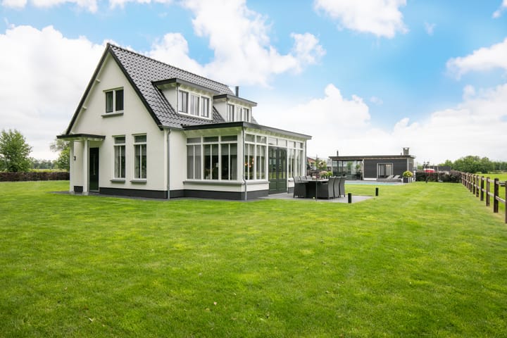 Photo 1 of Middelaar 3