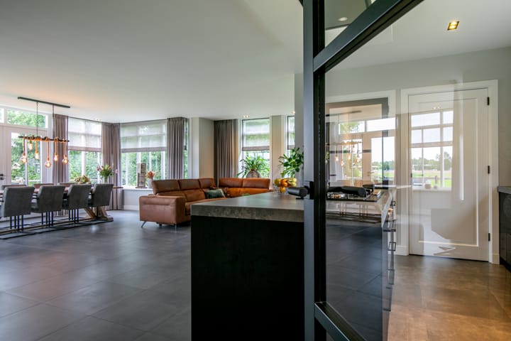 Foto 2 van Middelaar 3