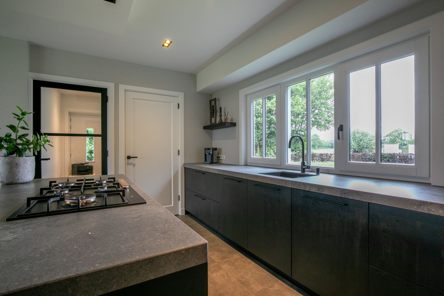 Foto 5 van Middelaar 3